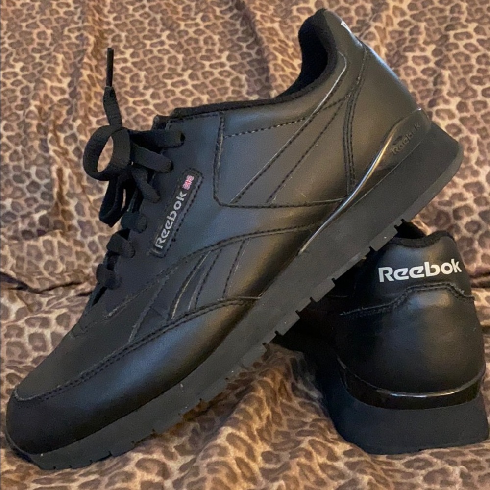 Black Reebok classics